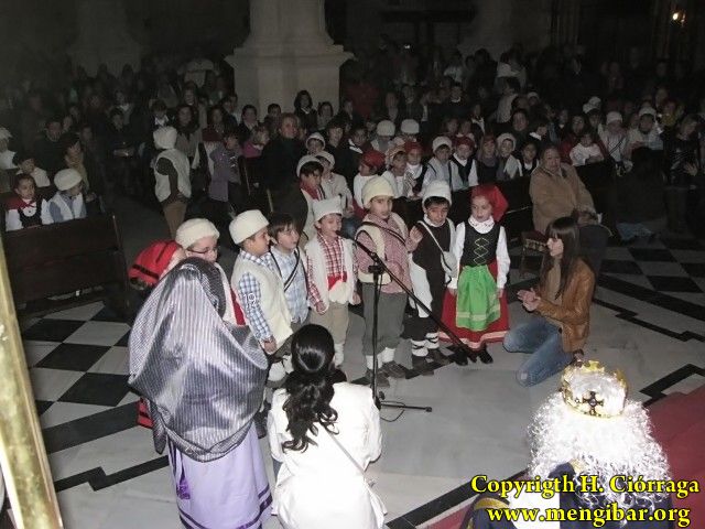 Parroquia San Pedro. Cantos navideos. 22-12-2011_119