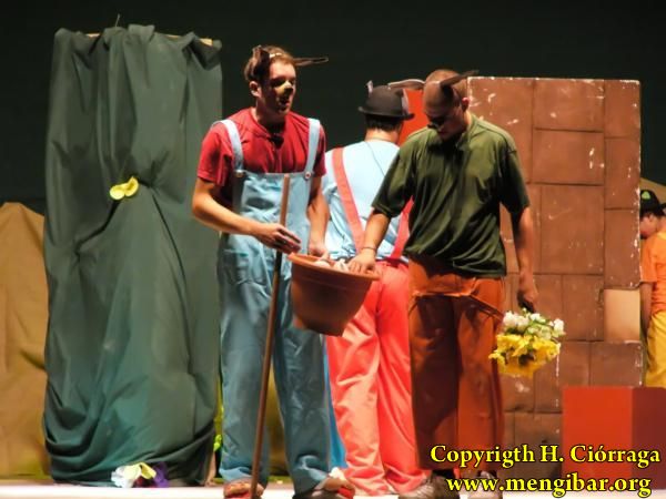 Prtico de Fria 2006. Teatro familiar con Getseman Teatro 13